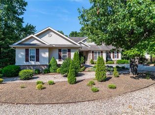6 Milford Ln, Bella Vista, AR 72715