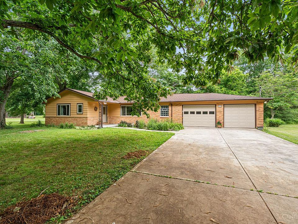1st image of 9032 Oak Dr