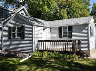 310 21st St S, Fargo, ND 58103