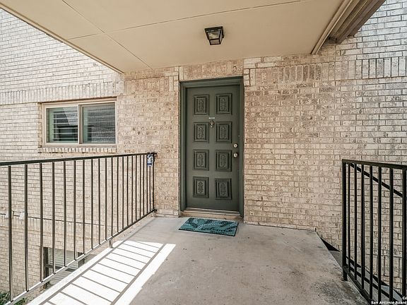 4th image of 11843 N Braesview #1808