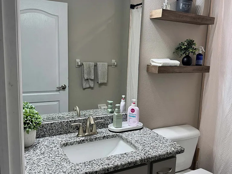 172 Linder Dr — Photo 26