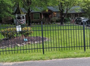 190 Hillside Rd, Mountain City, TN 37683