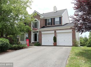 8582 Foal Ct, Gainesville, VA 20155