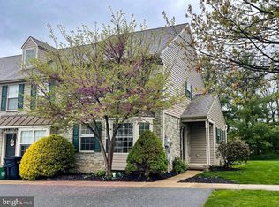 1889 Shady Oak Dr, Mount Joy, PA 17552