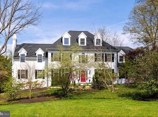 1 Saint Andrews Ct, New Hope, PA 18938