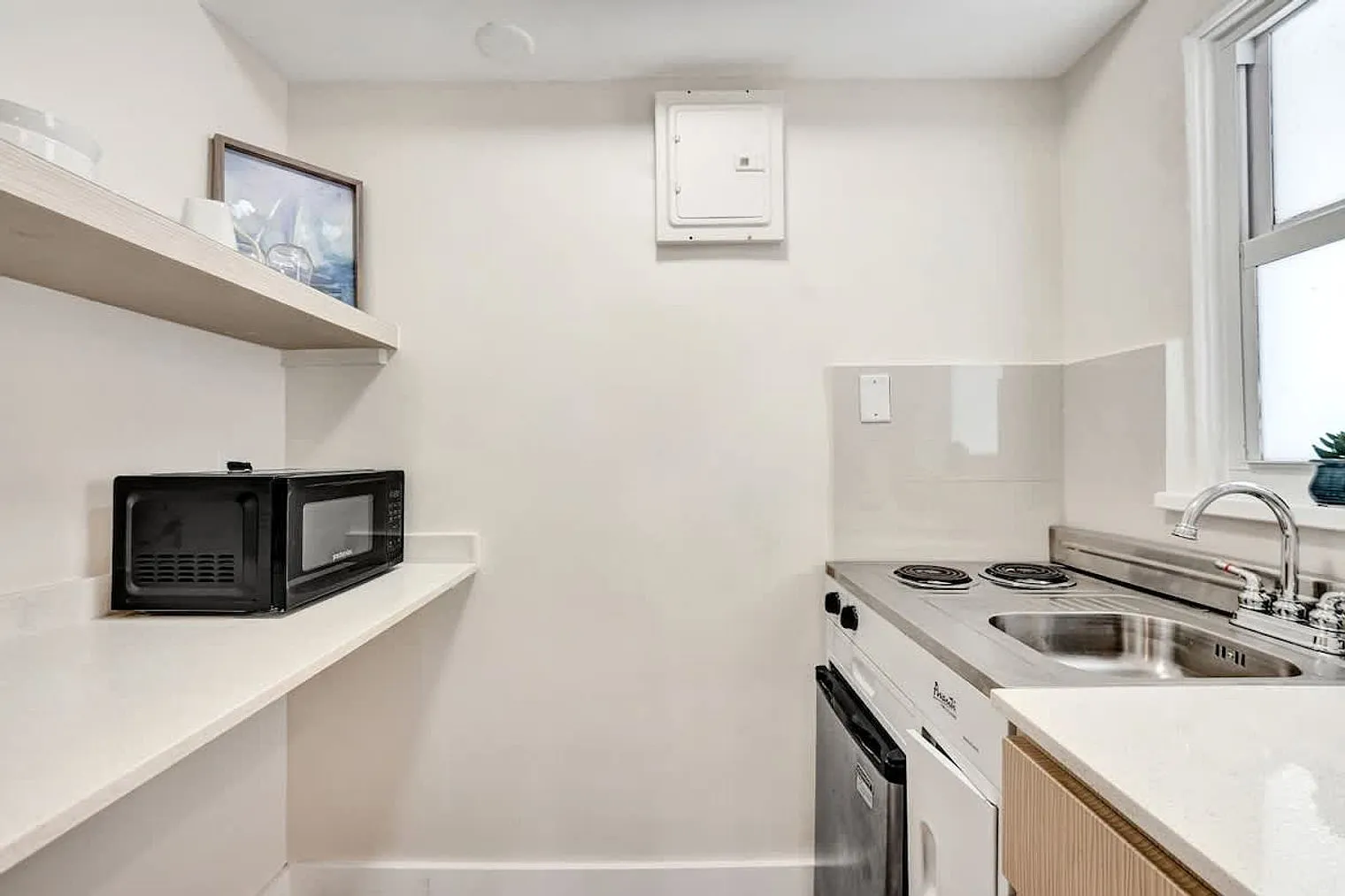 Studio, 1.0 bath, 3229 sqft, $2,040 — Photo 3