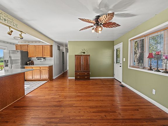 4th image of 9839 Cornell Ave