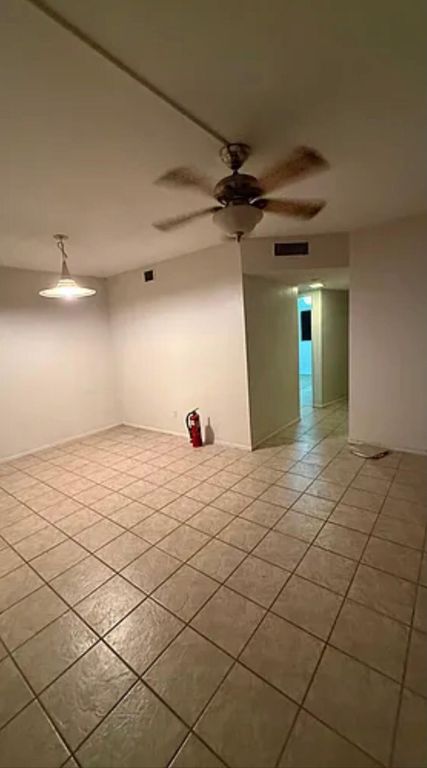 601 Pine Dr APT 104, photo 5