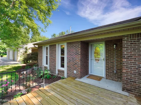 1711 Crestview Dr, La Grange, KY 40031