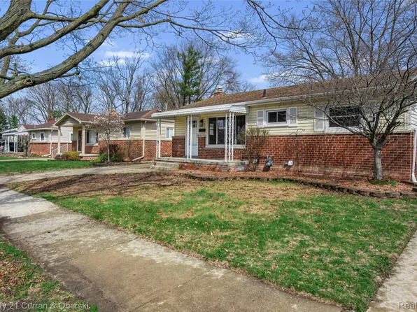 9025 Weddel St, Taylor, MI 48180