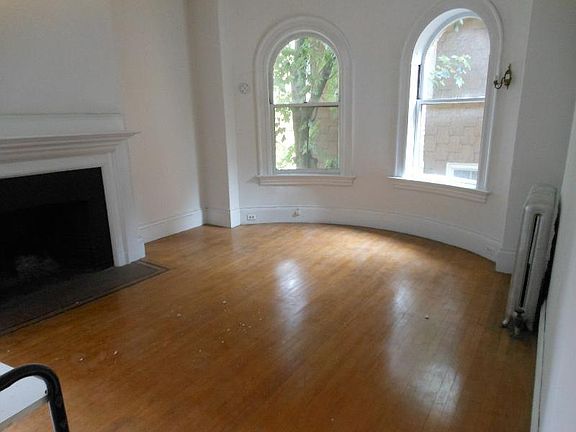 3rd image of 381 Harvard St #206A