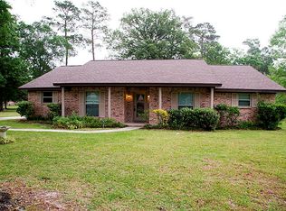 2235 Centurian Cir, New Caney, TX 77357