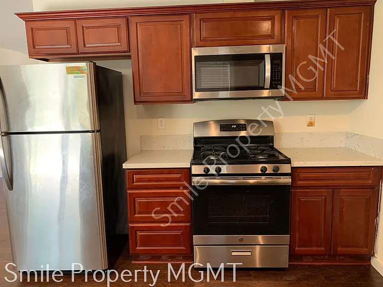 3223 SE 122nd Ave #A-B — Photo 5