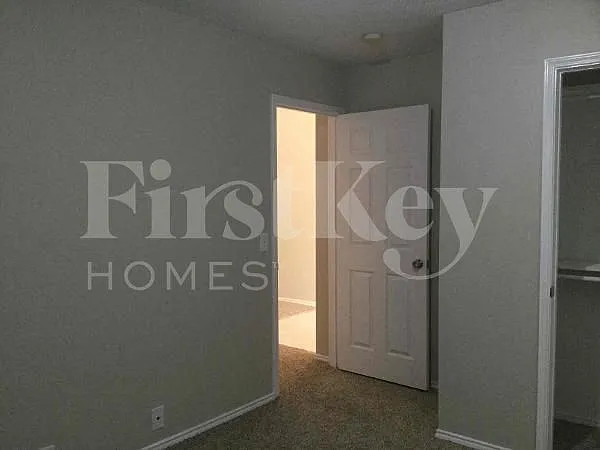 820 Big Sky Ln — Photo 24