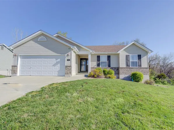 139 Rivers Edge Dr, Moscow Mills, MO 63362