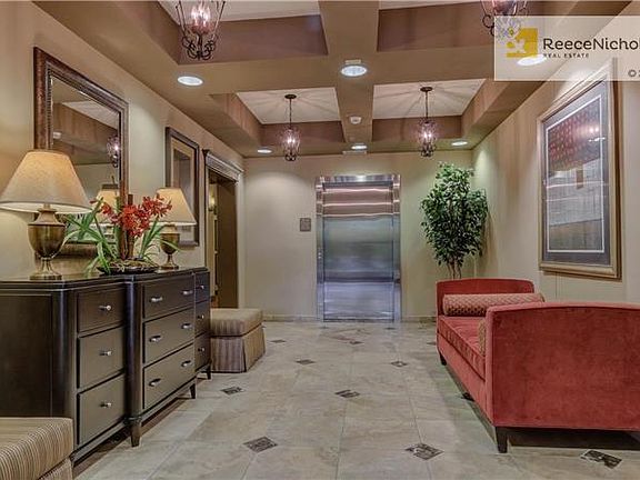 LOBBY IN 3810 BUILDING