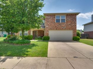 2312 Overlook Ln, Denton, TX 76207