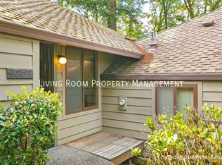 9809 SW 49th Ave, Portland, OR 97219