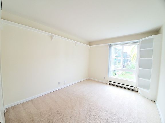 3rd image of 819 N Humboldt St APT 304