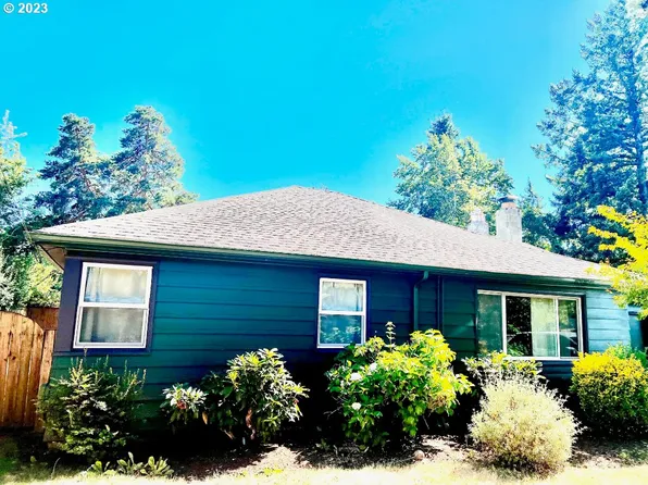6220 SE Ogden St, Portland, OR 97206