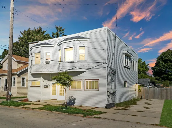 3010 17th St #B, Racine, WI 53405