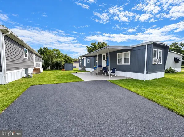 6229 Foster Dr, Morrisville, PA 19067