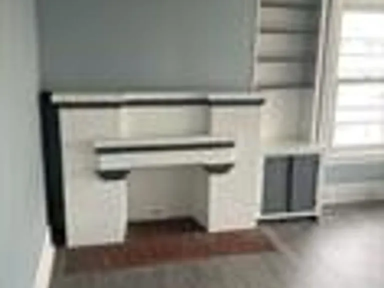 202 S Madison St — Photo 3