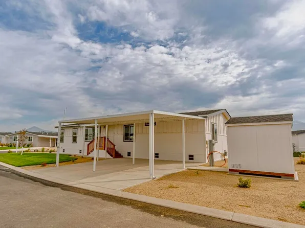 300 Luman Rd Unit 163, Phoenix, OR 97535