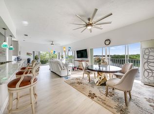 5208 Siesta Cove Dr, Sarasota, FL 34242