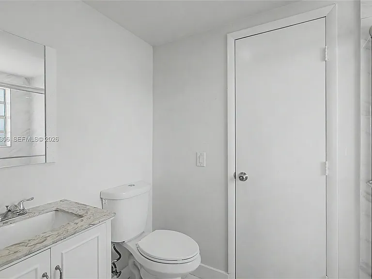 220 SW 17th Ct #54 — Photo 5