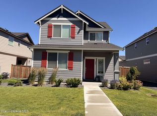 229 E Sandmyrtle Ave, Hayden Lake, ID 83835