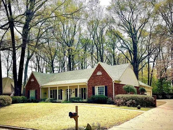 7071 Riverwood St, Germantown, TN 38138