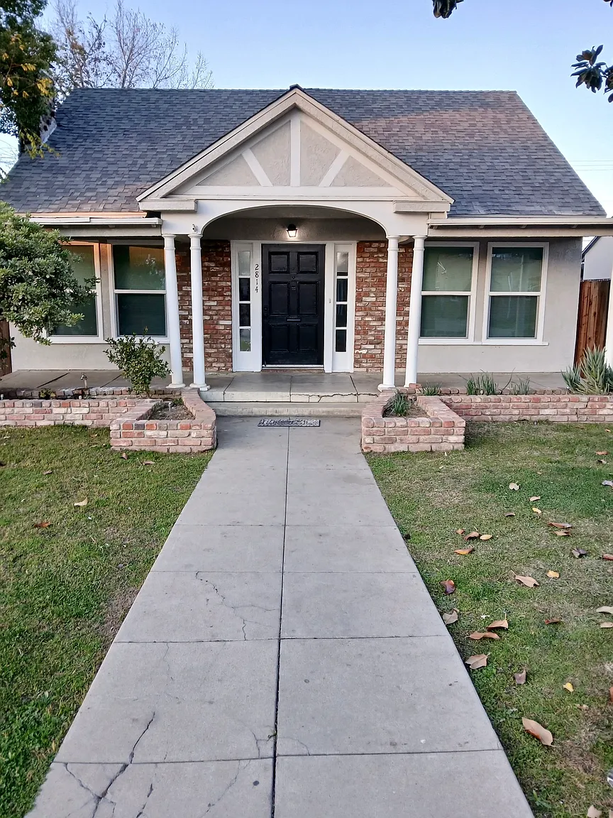 2814 Park Way photo 1
