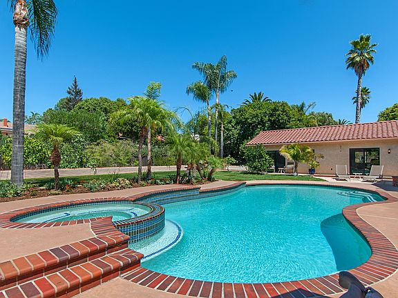 3rd image of 1550 Ventana Dr