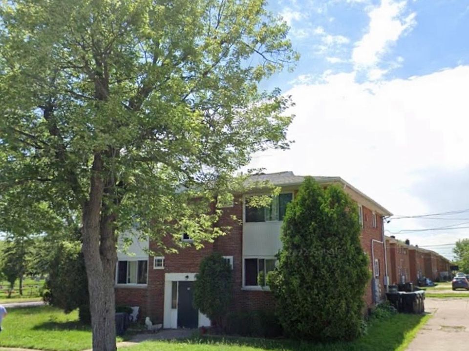 1st image of 98 Mallory Rd