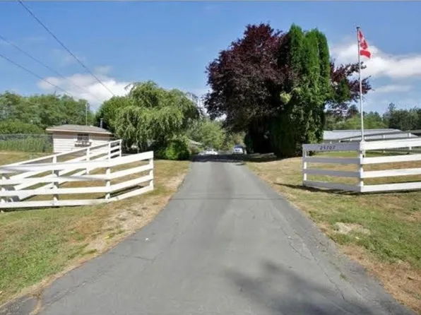 25707 8th Ave, Langley, BC V4W 2J8