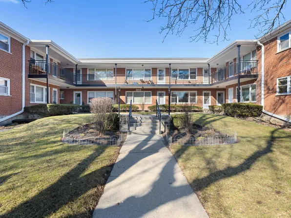 720 N Western Ave APT 4, Park Ridge, IL 60068