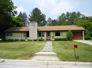 630 Riverview Dr, Plymouth, WI 53073