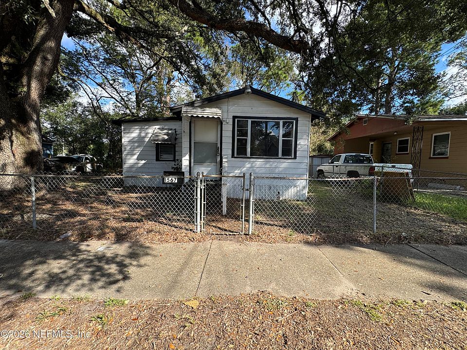 1st image of 1567 W 17TH Street