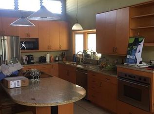 516 Ka Awakea Rd, Kailua, HI 96734