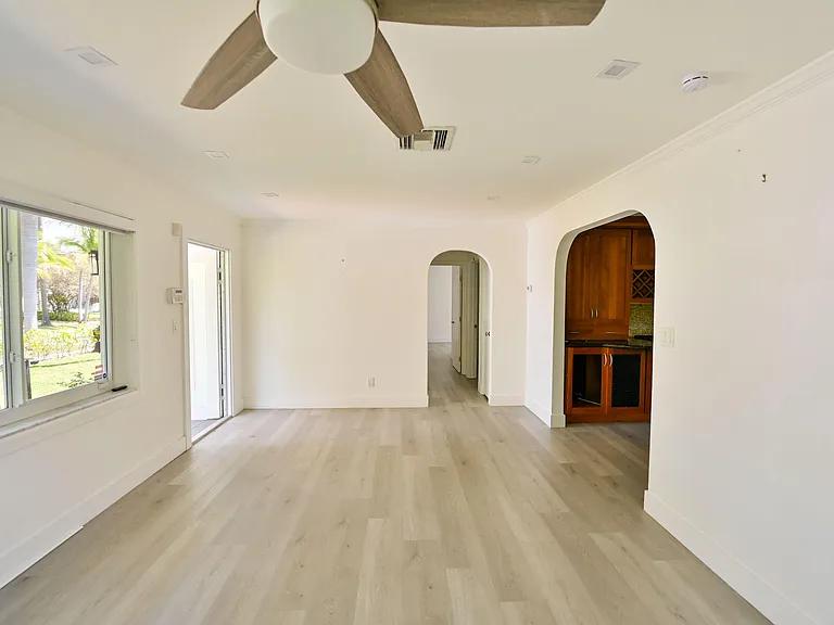 1532 Fletcher St — Photo 10