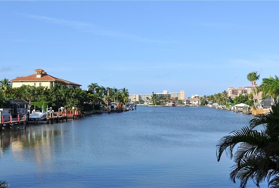 1st image of 9486 Gulf Shore Dr APT 201