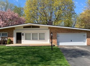 4047 Ledgestone Dr, Waterford, MI