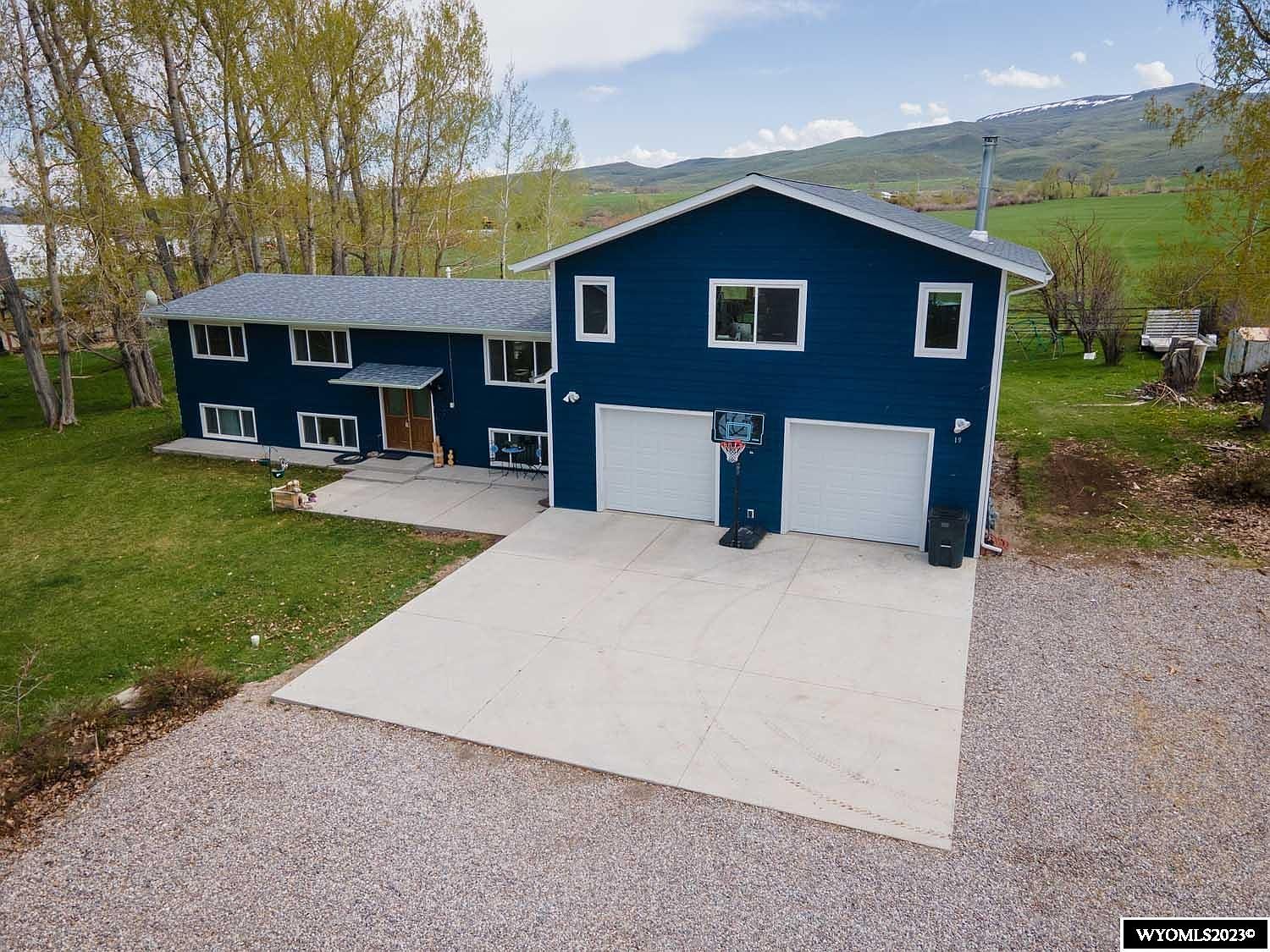 19 Mary Ann Dr, Lander, WY 82520 MLS 20231862 Zillow