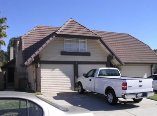 27118 Rio Prado Dr, Santa Clarita, CA 91354