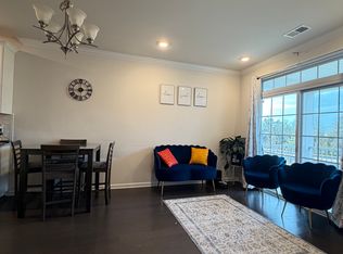 23275 Milltown Knoll Sq Unit 109, Ashburn, VA 20148