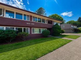 26th & Tyler, 622-02-2612