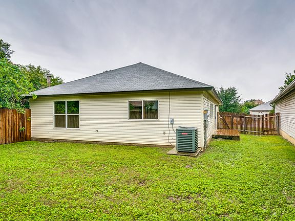5th image of 9619 Claudia Cir