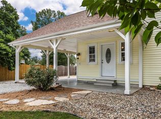 103 Mark Trail Dr, Glen Carbon, IL 62034