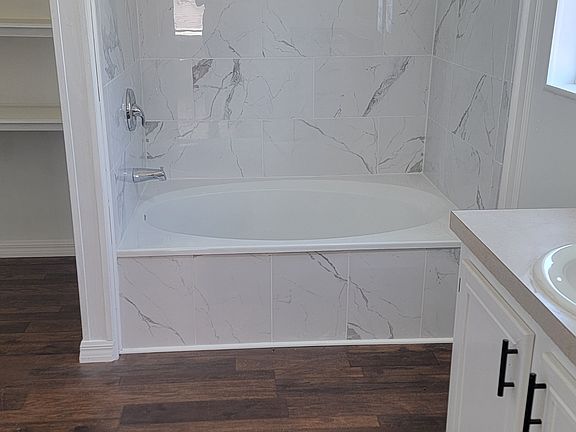 Master Bedroom Ensuite